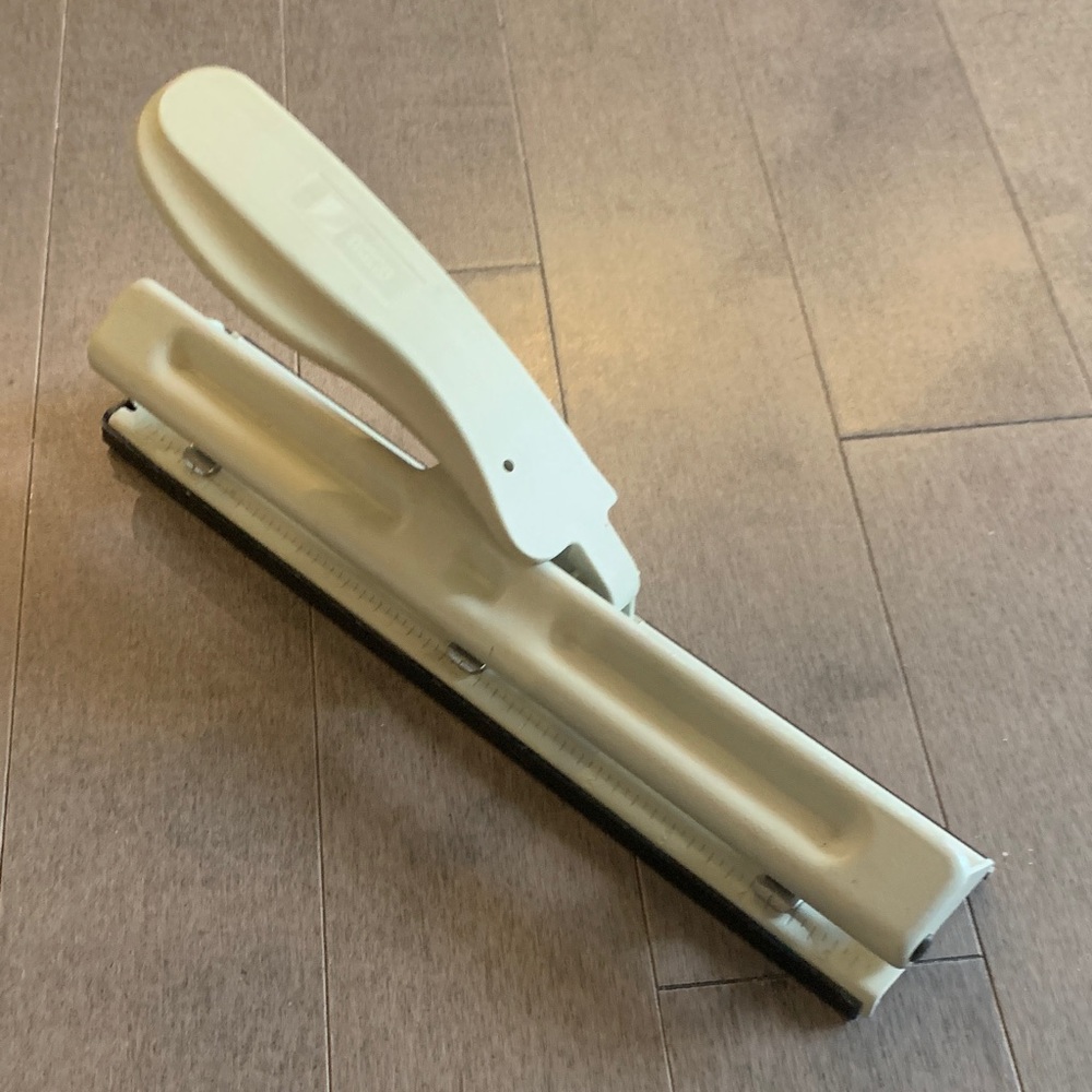 Vintage ACCO Heavy Duty Adjustable 3 Hole Puncher | All-Metal Office Supply